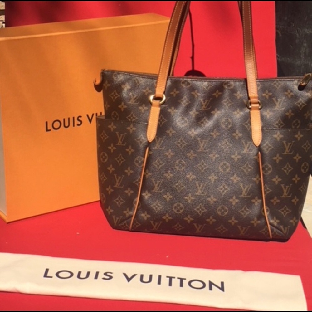 Louis Vuitton totally